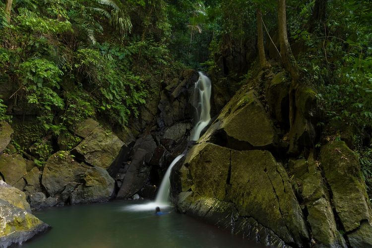 wisata Aceh air terjun pria laot