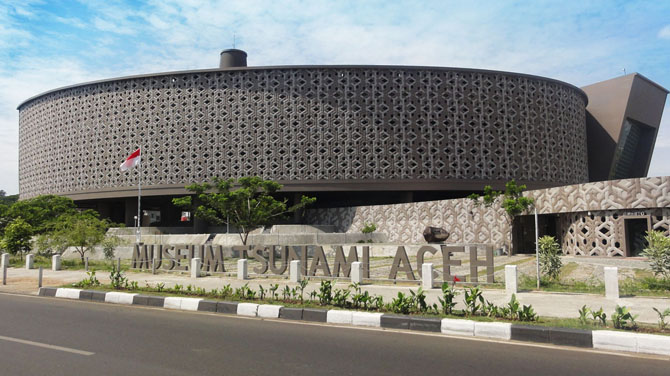 wisata banda acehMuseum tsunami Aceh