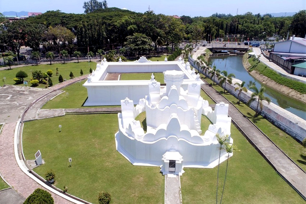 Wisata Banda AcehTaman Sari Gunongan