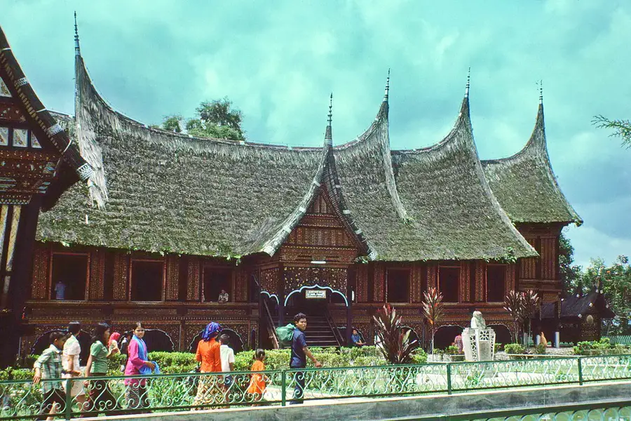 Wisata Bukit Tinggi