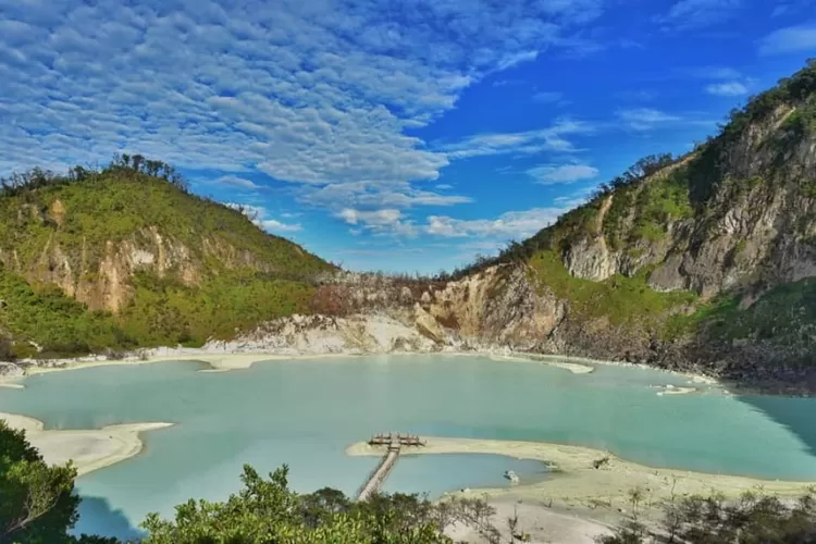 Wisata Kawah Putih Ciwidey